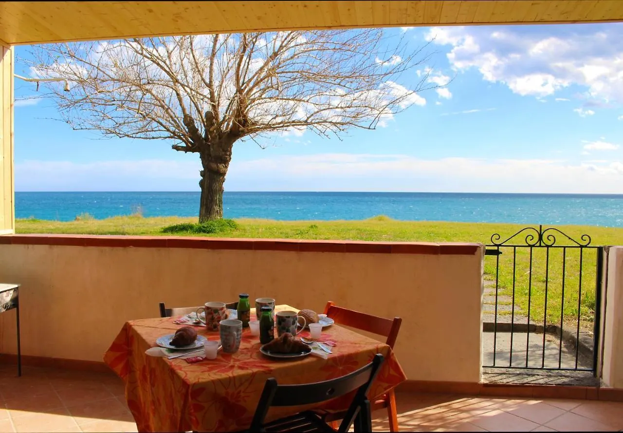 House On The Sea Villa Mascali