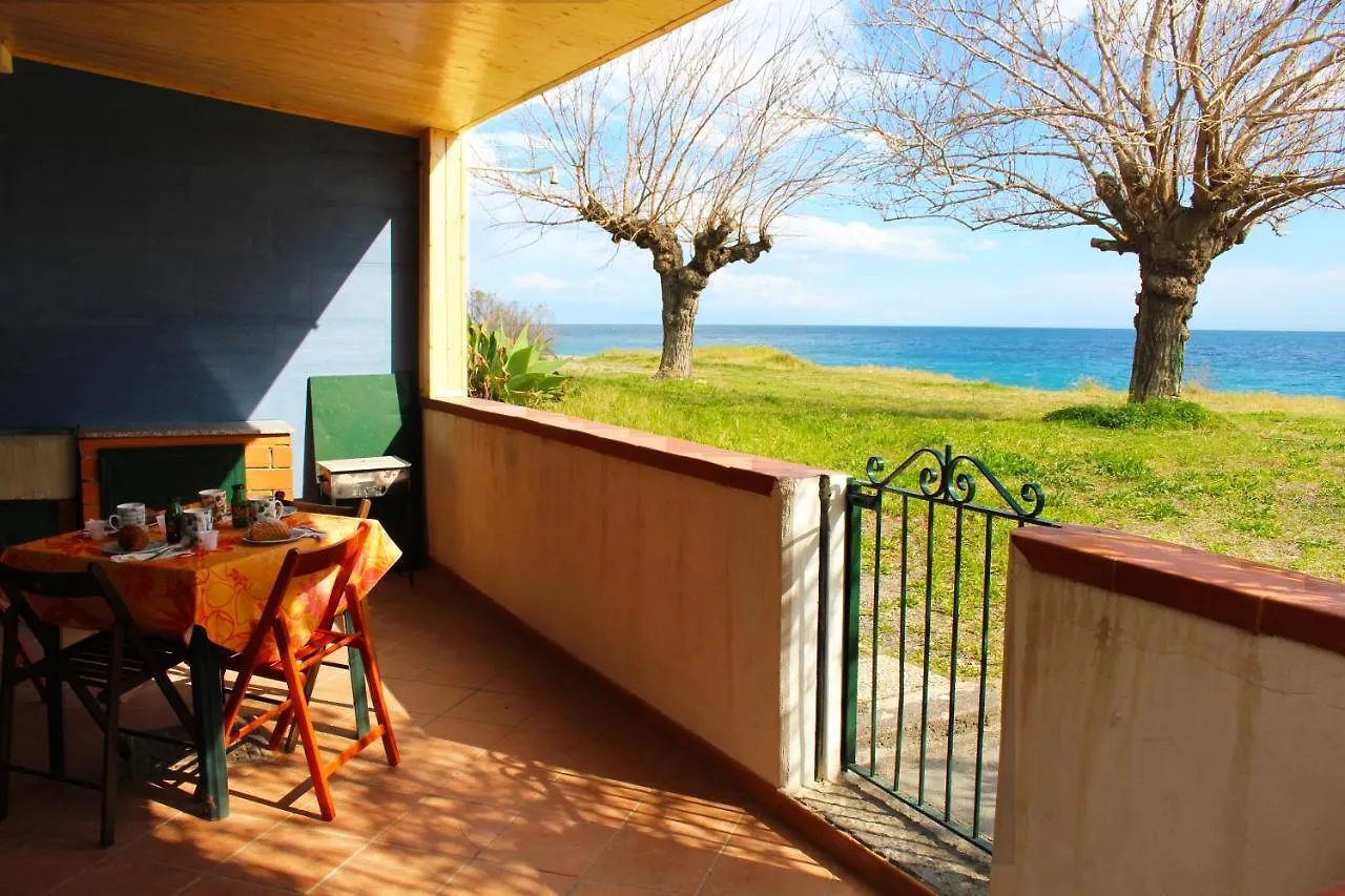 House On The Sea Villa Mascali 0*,  Italien